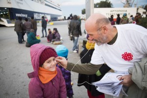 Collaboration entre Caritas et Catholic Relief Services (CRS) à Athènes (Grèce) en décembre 2015.